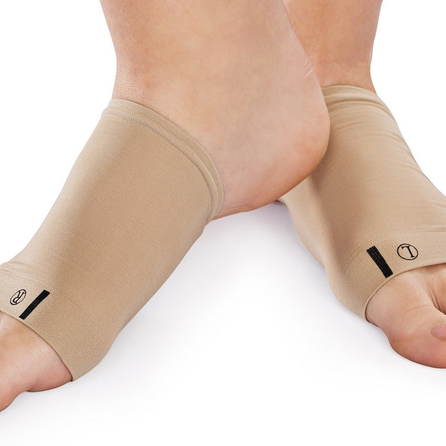 Qadam Gel Plantar Fasciitis Arch Support Sleeves that cushion the arch and ease heel and arch pain – product shot