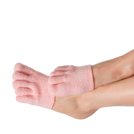 Qadam moisturising microfibre gel-lined toe sleeve – in use