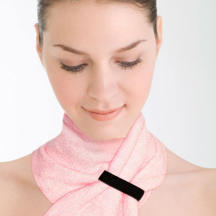 Qadam moisturising microfibre gel-lined neck wrap – alternate view