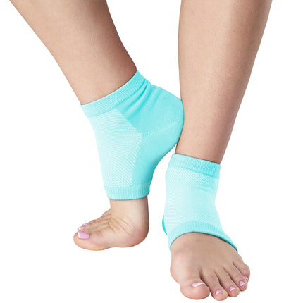 Qadam Vented Moisturising Gel Heel Sleeve that softens cracked heels while letting skin breathe – product shot